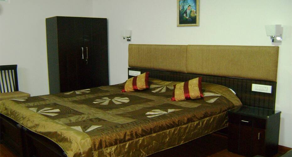 Hotel Selvaganapathys Nest, Coonoor 4